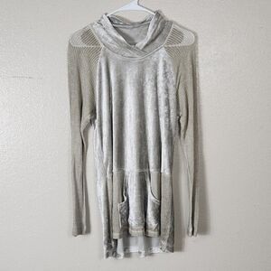 XCVI Top Size S EUC Cream Velvet Mesh